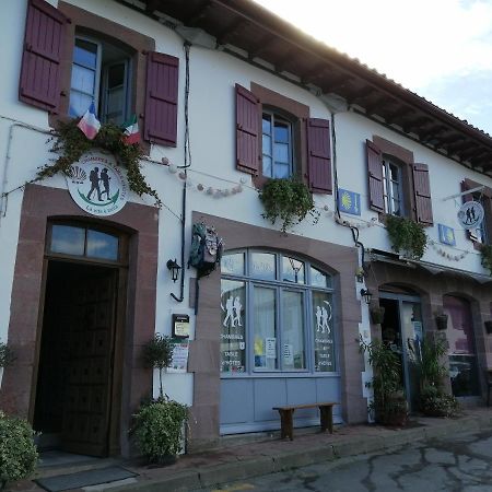 La Vita E Bella Saint-Jean-Pied-de-Port Bagian luar foto