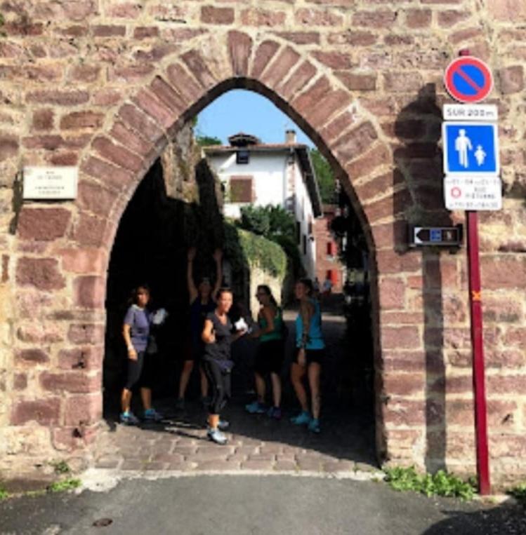 La Vita E Bella Saint-Jean-Pied-de-Port Bagian luar foto